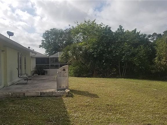 4th image of 2515 Chapman Blvd