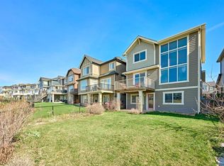109 N Sherwood Rd NW, Calgary, AB T3R0P1