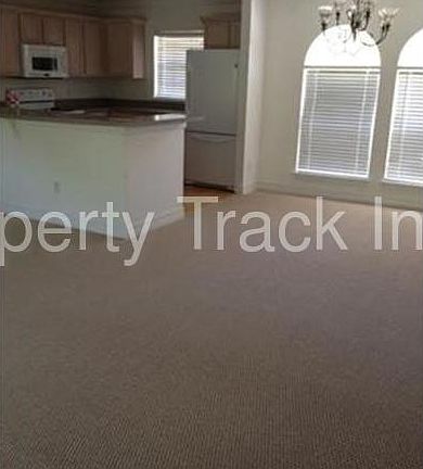 4th image of 3306 Las Campos Pl