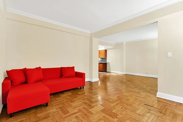 Rented by Cooper & Cooper Real Estate | media 7