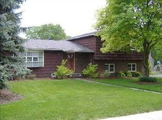 10 Morton Rd, Syracuse, NY 13214
