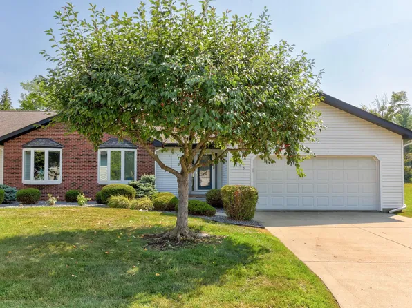 145 Timber Ridge Dr, Vassar, MI 48768