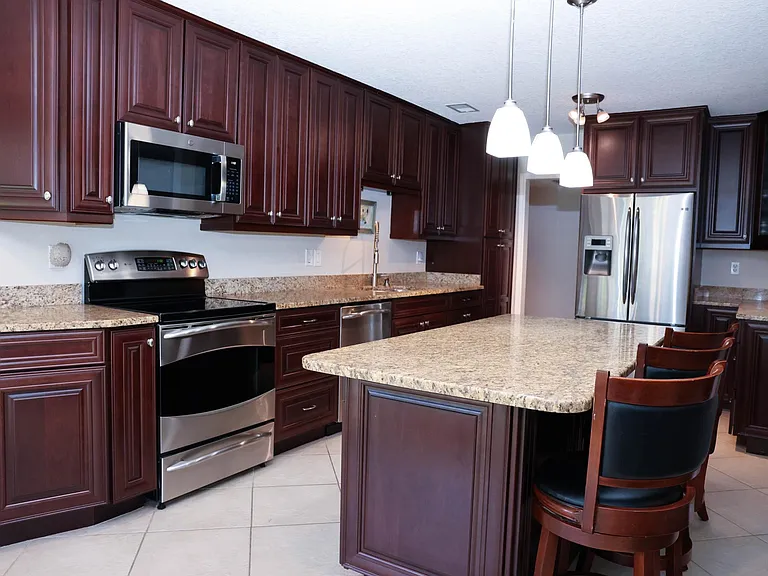 4118 W Palmira Ave — Photo 23