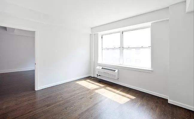 Rented by REAL New York | media 2