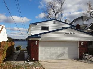 1841 Union Lake Rd, Commerce Township, MI 48382