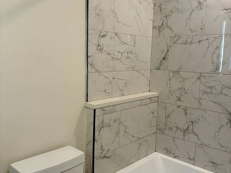 Stunning New Luxury Apartments at The Vienna — Photo 106