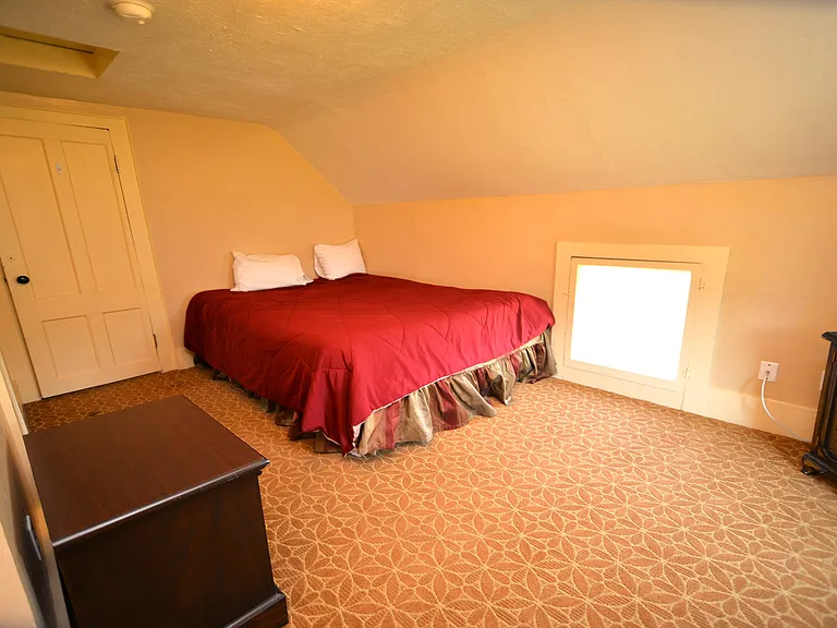 110 Brown St #1 — Photo 23