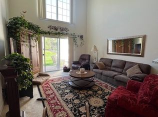 155 Reagan Dr, Sellersville, PA 18960