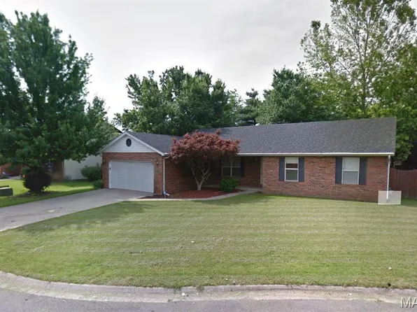 1631 Thunderbird Ln, Belleville, IL 62221