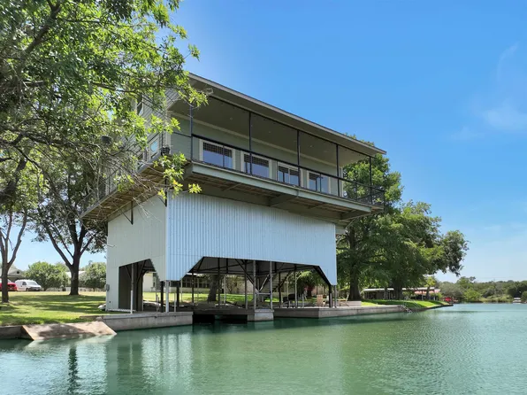 712 Sandy Harbor Drive, Horseshoe Bay, TX 78657