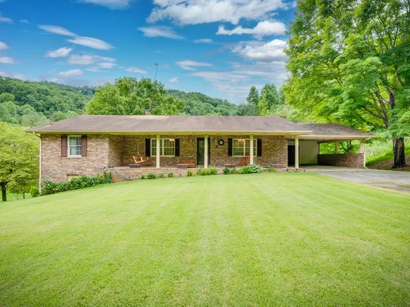 6456 Walnut Grove Rd, Mendota, VA 24270