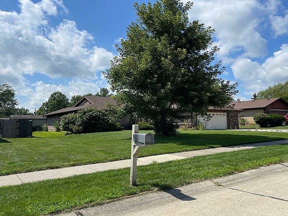 3rd image of 3302 Cedarvalley Dr