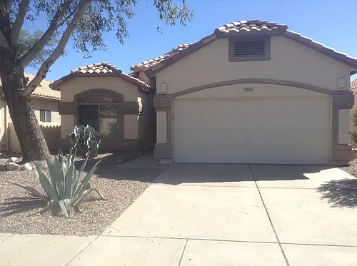7932 N Panamint Dr Photo 1