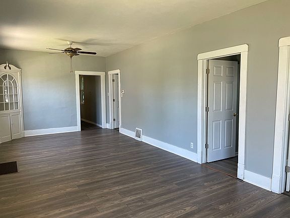 5th image of 1920 W Laura Ave