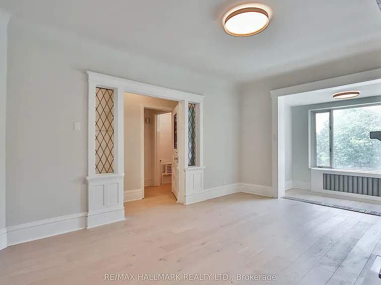 639 Broadview Ave #MAIN FL — Photo 9