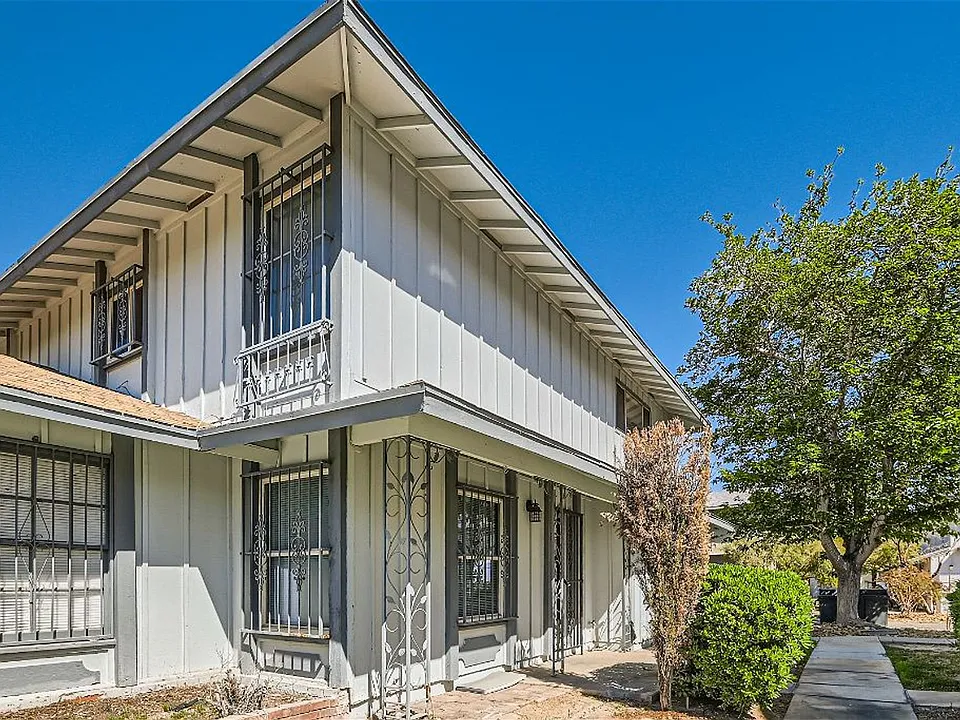 1362 Dorothy Ave #2
