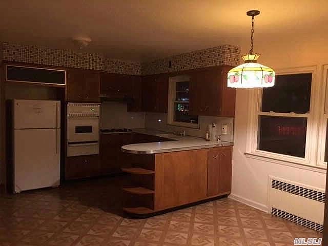 2nd image of 301 Copiague Pl