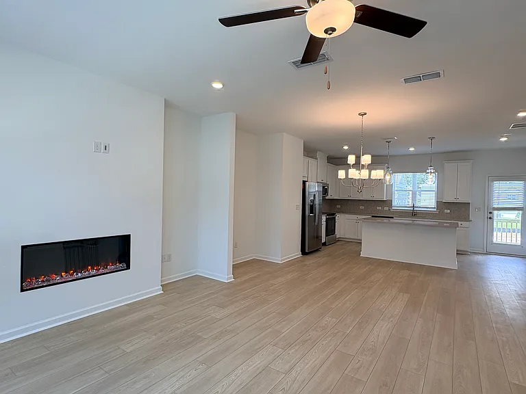 2722 Dreycott Ln — Photo 5