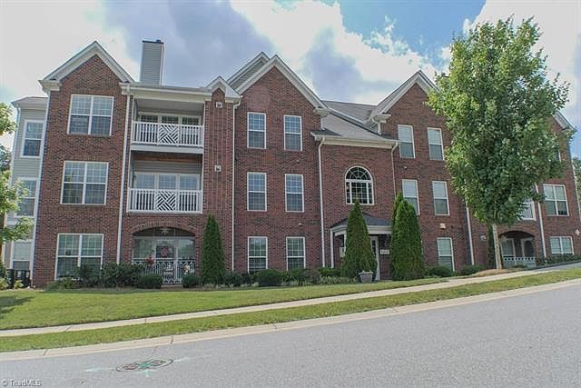 1st image of 160-301 Shallowford Reserve Dr