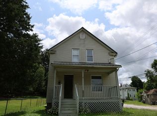 1896 Penthley Ave, Akron, OH 44312