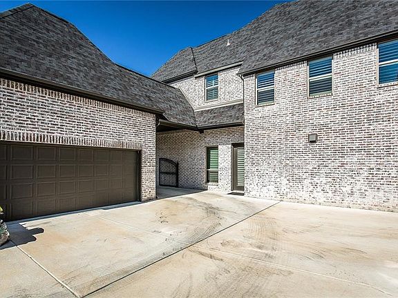 4th image of 1213 Bluebell Ct