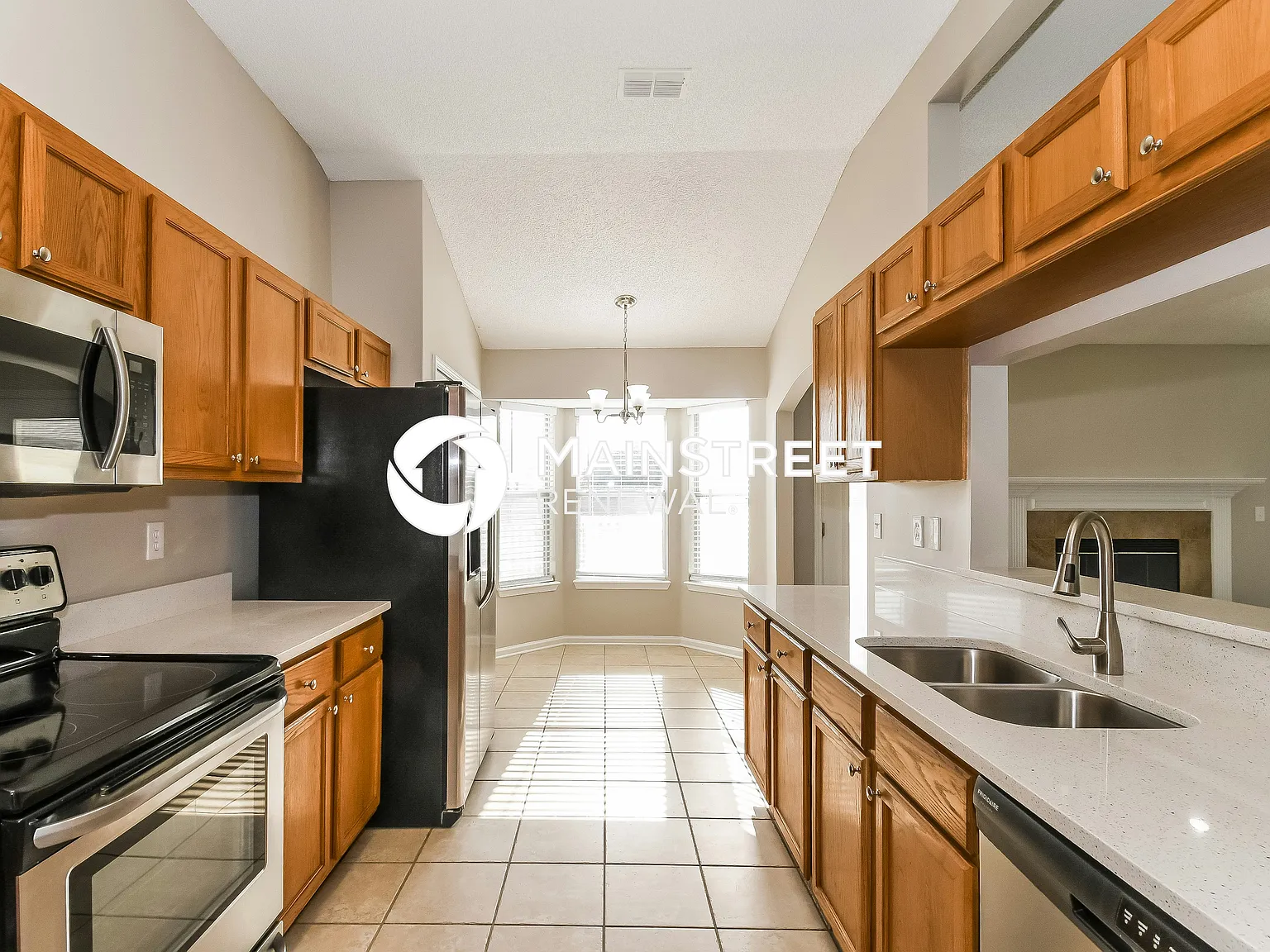 435 Summit Dr — Photo 4