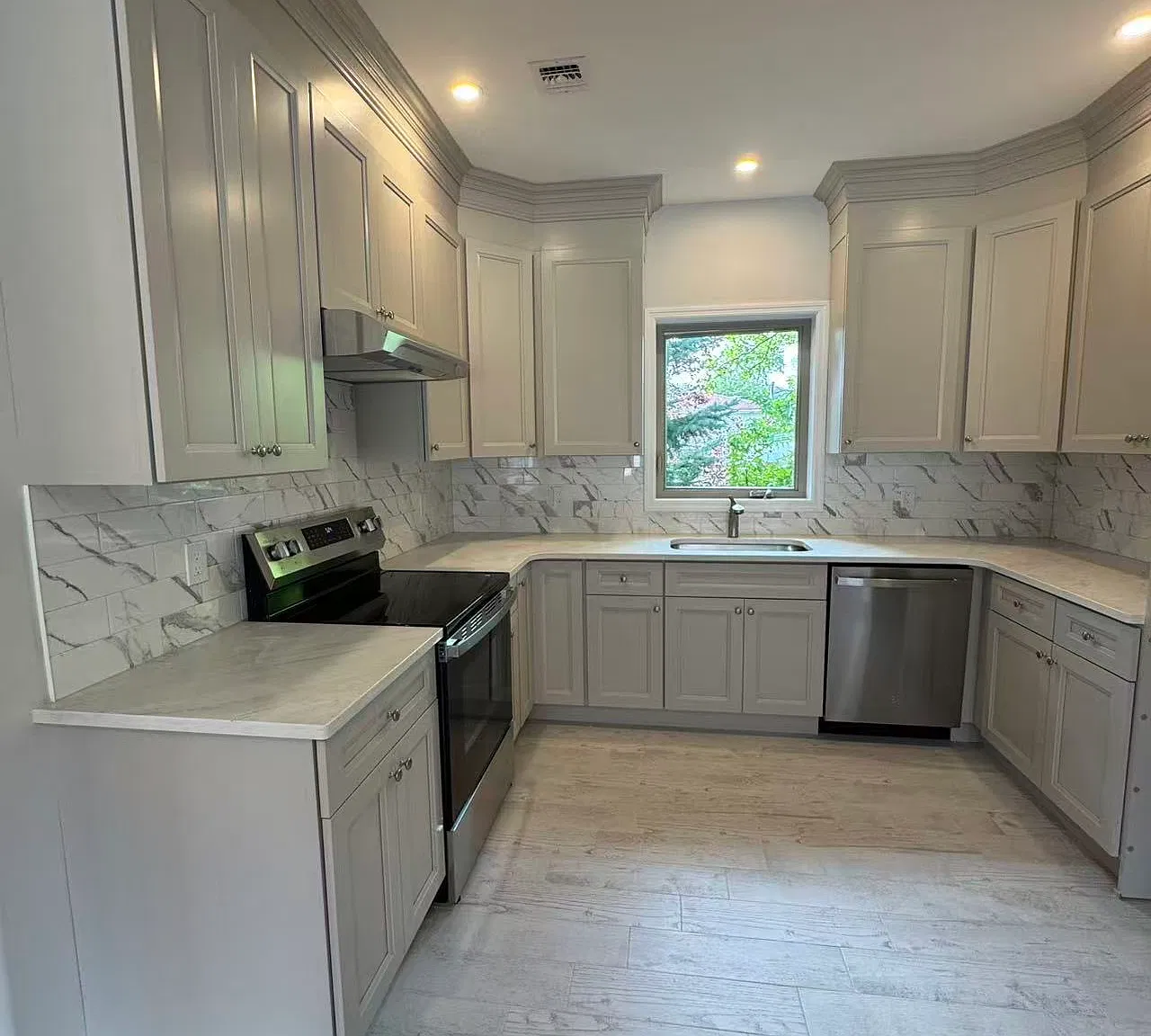 4 bed, 1636 sqft, $3,800 — Photo 1