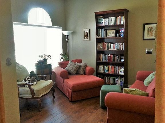 4th image of 500 White Feather Ct