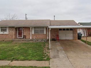 3220 Overland Dr, Del City, OK 73115