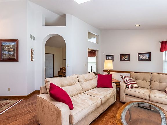 3rd image of 4639 W Andover Dr