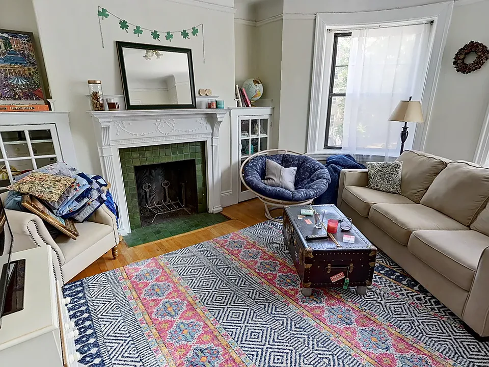 46 Babcock St #3