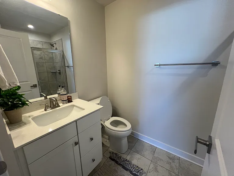 940 Broad River Ln — Photo 19