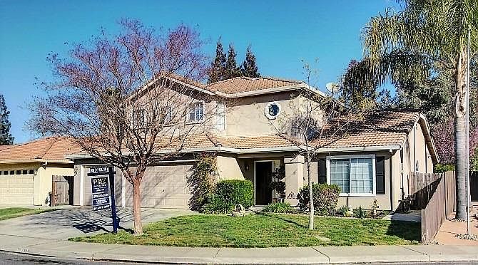 1st image of 2366 Naturewood Dr