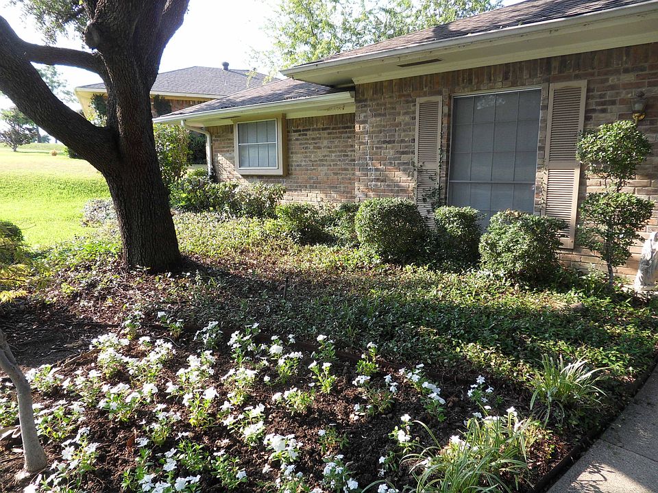 1st image of 3306 Oak Hill Dr.