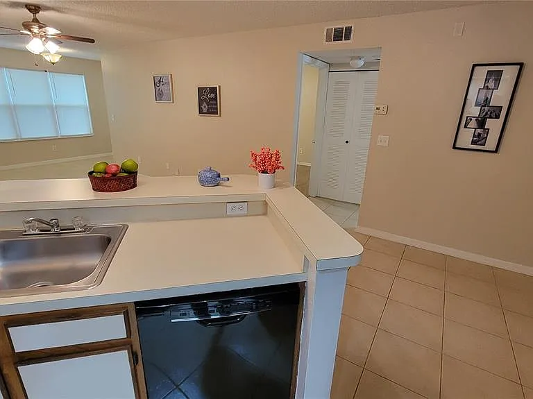 5785 Gatlin Ave #714 — Photo 7