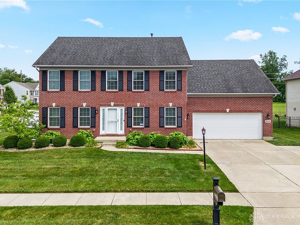 1st image of 392 Danbury Pl