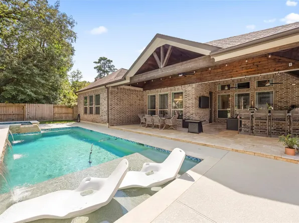 211 Evening Tide Way, Willis, TX 77318