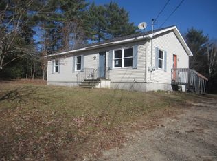 3 Hidden Ln, West Paris, ME 04289