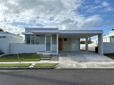 B 3 Calle Acacia, Las Piedras, PR, 00771