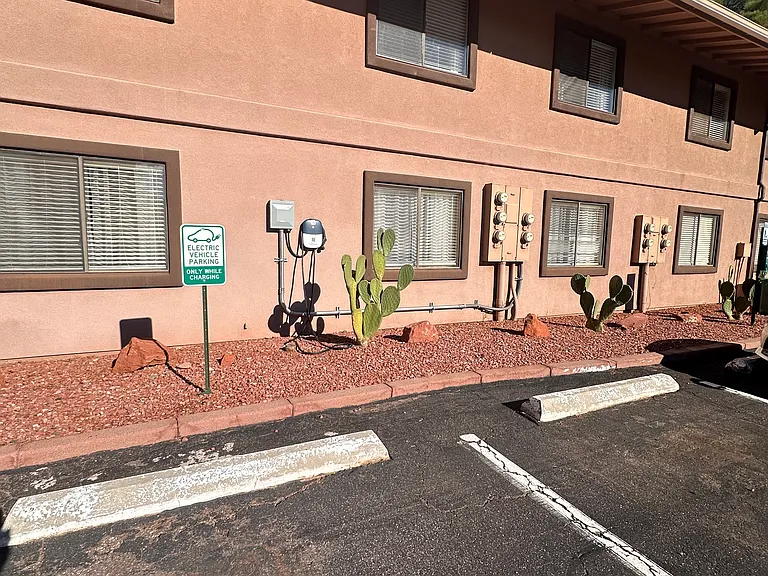 115 E Cortez Dr #110 — Photo 12