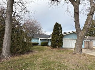 713 N 23rd St, Mattoon, IL 61938