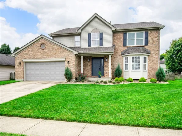 1364 Lamplighter Ln, Fairborn, OH 45324