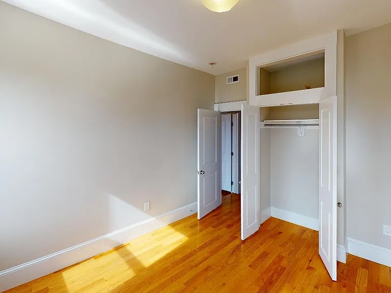 Front Bedroom 1 Closet