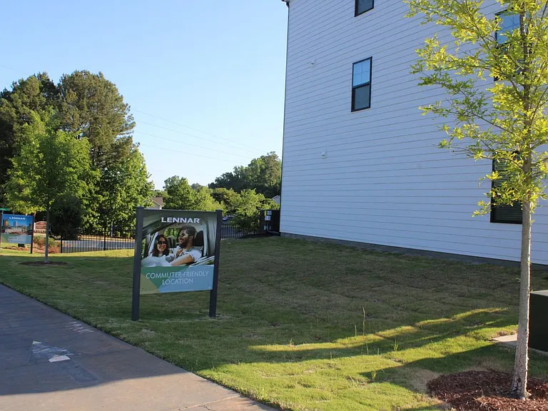 3601 Elm Grove Ln — Photo 6