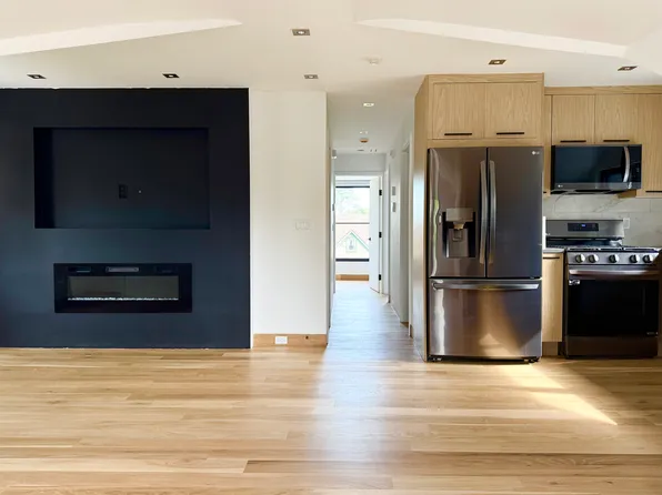 13 Longview Ct, Norwalk, CT 06851
