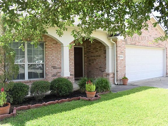 2nd image of 118 Campos Dr