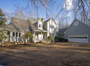 2440 Shady Spring Dr, Charlottesville, VA 22901