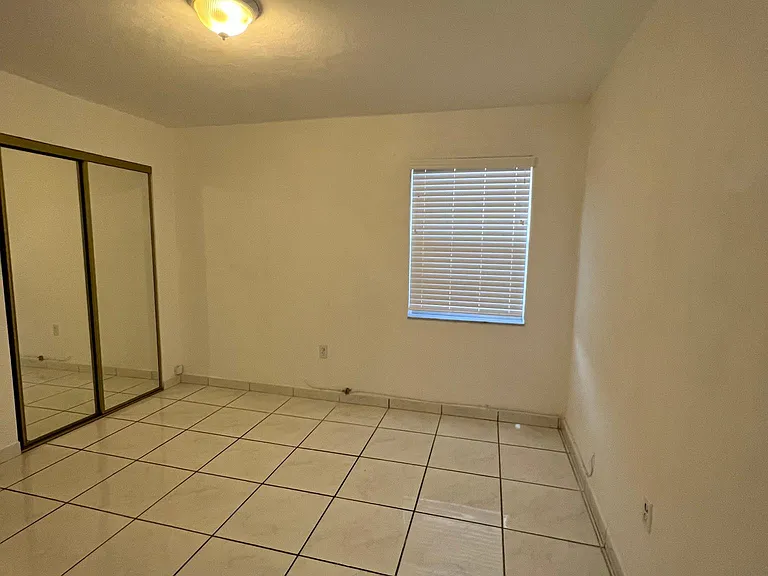 2498 SW 17th St #4303 — Photo 9