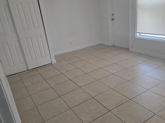 3rd image of 2028 Funston St APT 2