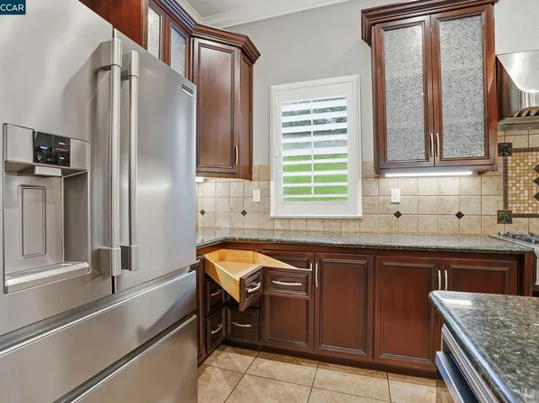 3025 Sunflower Dr, Antioch, CA 94531